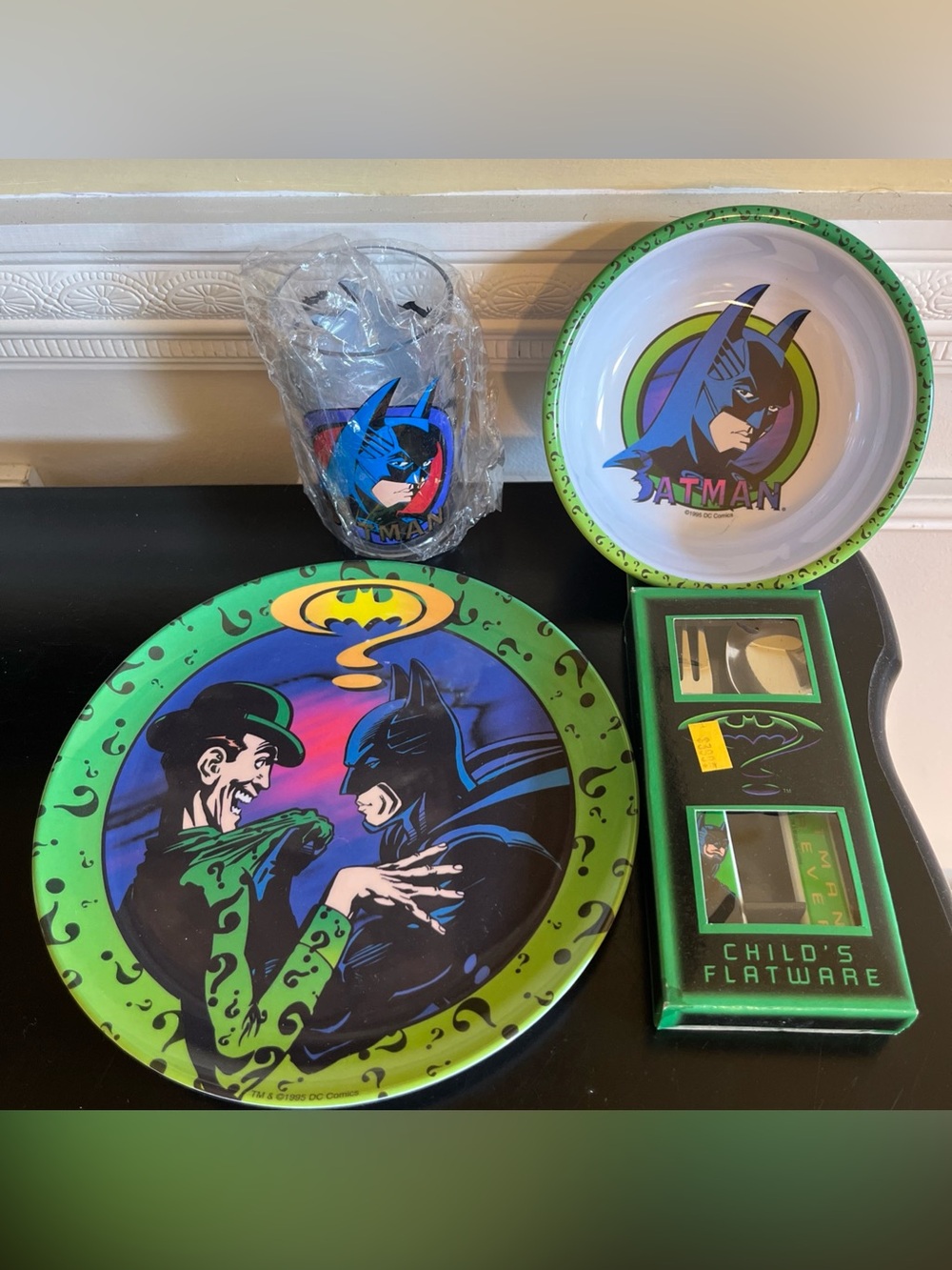 Vintage 95 NEW Zak Brand 5 piece Batman  plate ,utensils , bowl and plastic cup